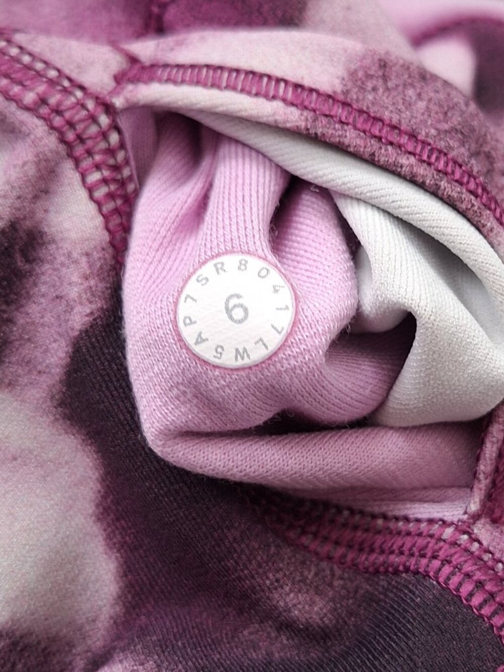 Lululemon Wunderunder High Rise in Blush Blossom Alpine White Candy Pink - Picture 5 of 7